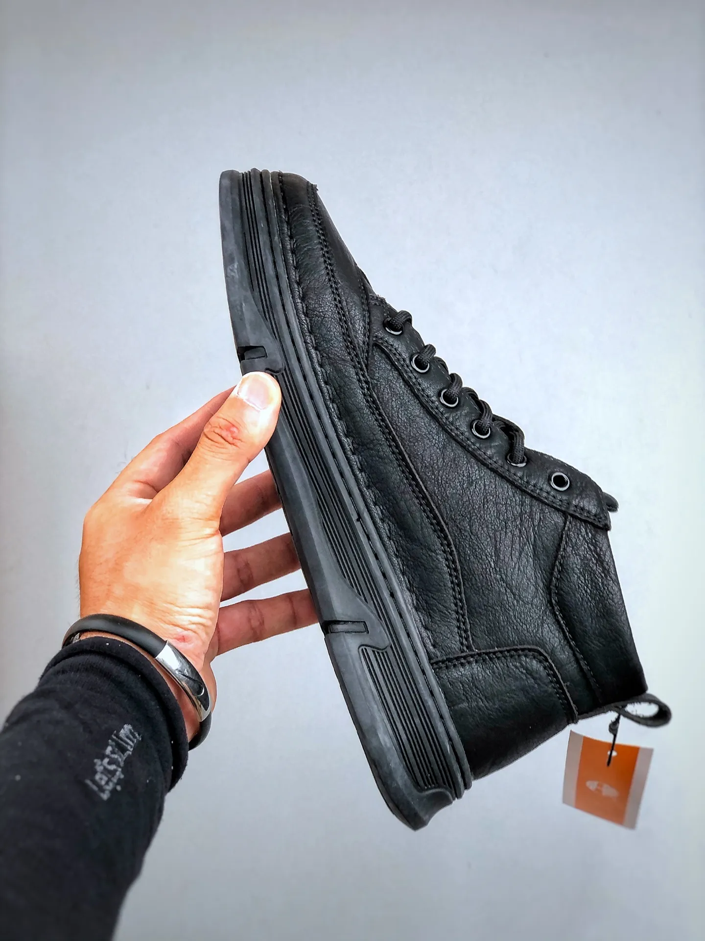 Local pickup 💰520 Support store Timberland/Timberland classic 25ss new low-top classic re-engineered brand new upgrade Guangdong factory quality original box original packaging The fabric is made of Italian top frosted cowhide with anti-odor and anti-corrosion genuine leather latex insoles to give you a perfect wearing experience High quality and durable, a must-have for sportsmen Specially designed to handle handsomeness High-quality and first-class foot feel Exclusive supply Item number: TB23066 Size: 39-44